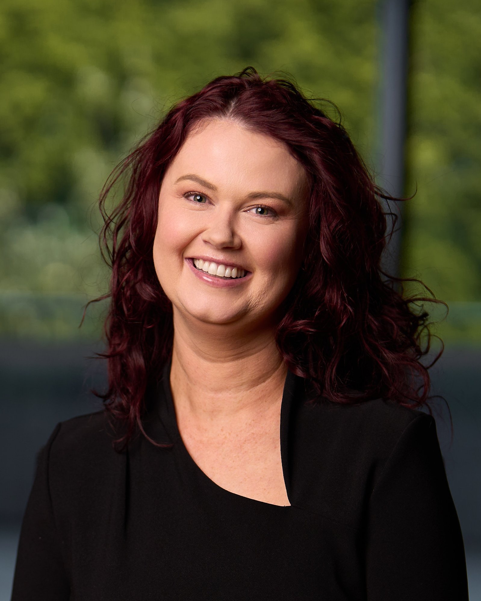 jodie-walshe-desk-2025